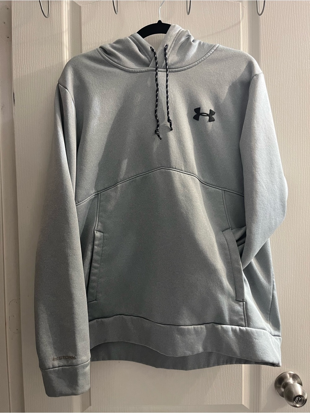 Under Armour Storm Gray Pullover Hoodie Logo Long Sleeve Men's L Loose Fit